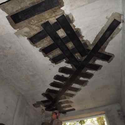 碳纤维加固在加固中扮演着什么角色?