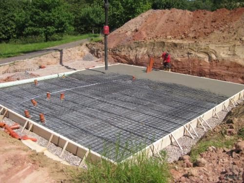 倾斜明显的房屋纠偏工程怎么做?