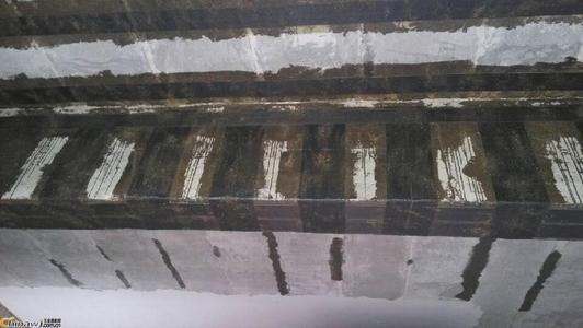 碳纤维加固施工